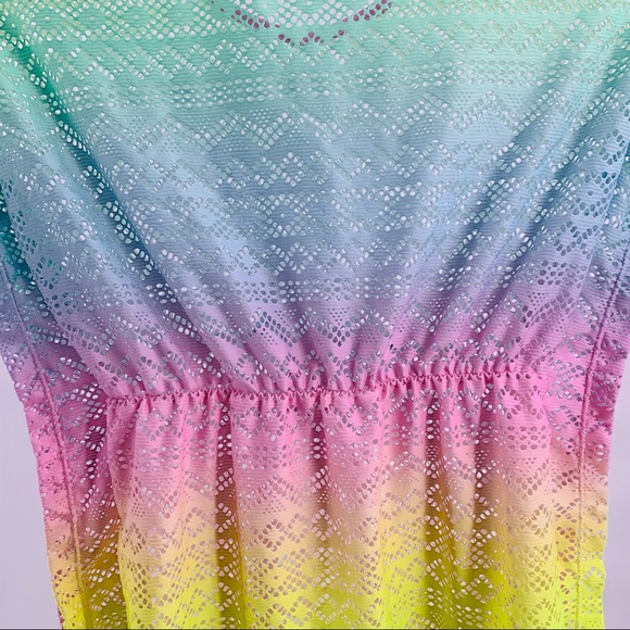 CHILDREN’S PLACE Rainbow Cover Up - Picture 7 of 7